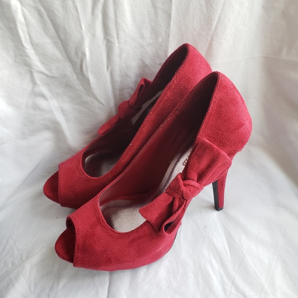 Venice red size 9 small heel - Picture 2 of 2